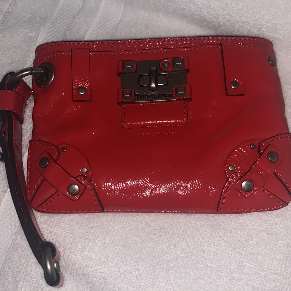 JUICY COUTURE Clutch/ Wristlet PATENT LEATHER